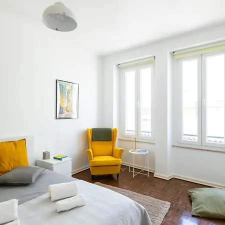 Ambassador Balcony Apartment Lisbon